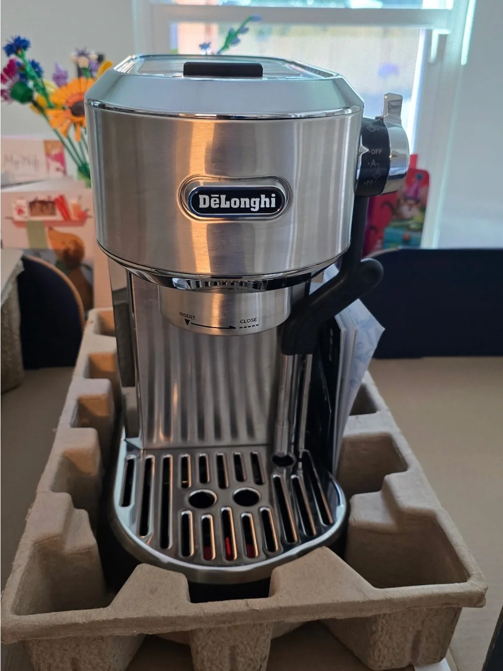 De'Longhi ® Dedica Maestro Plus Espresso Machine